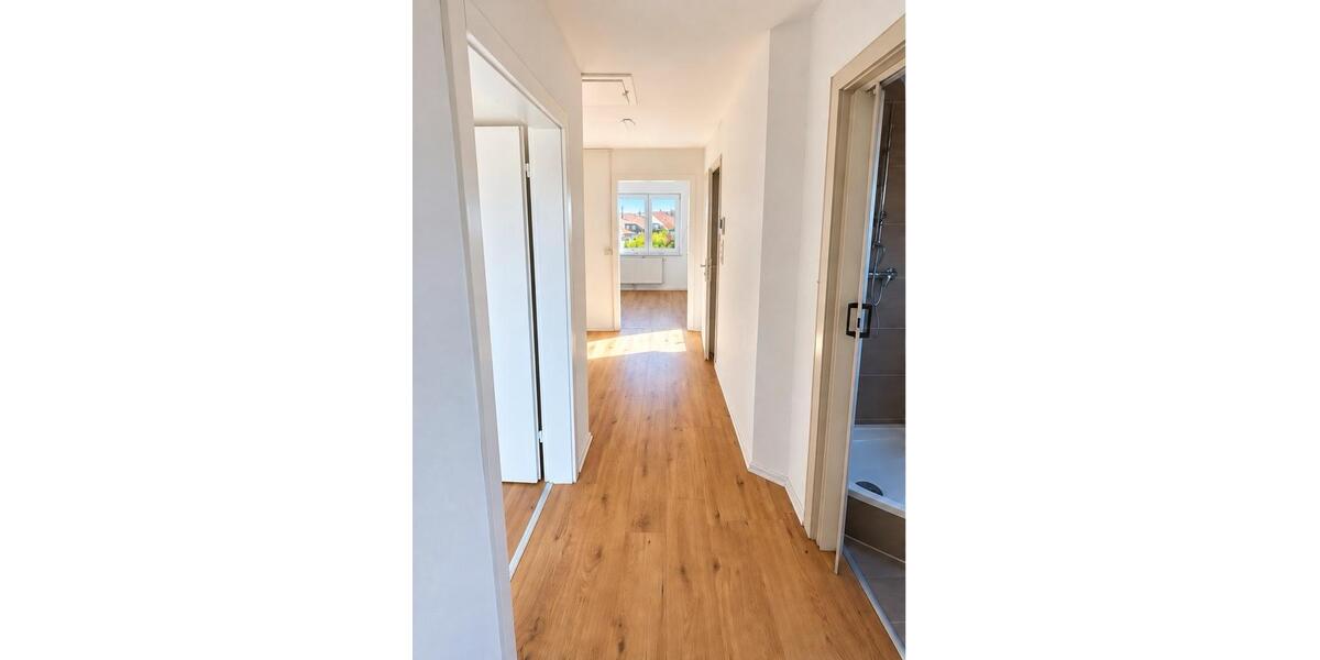 Dachgeschoßwohnung Asperg - 2.5 Zimmer, 45 m&sup2;, 800&euro; | Angebot:27570398