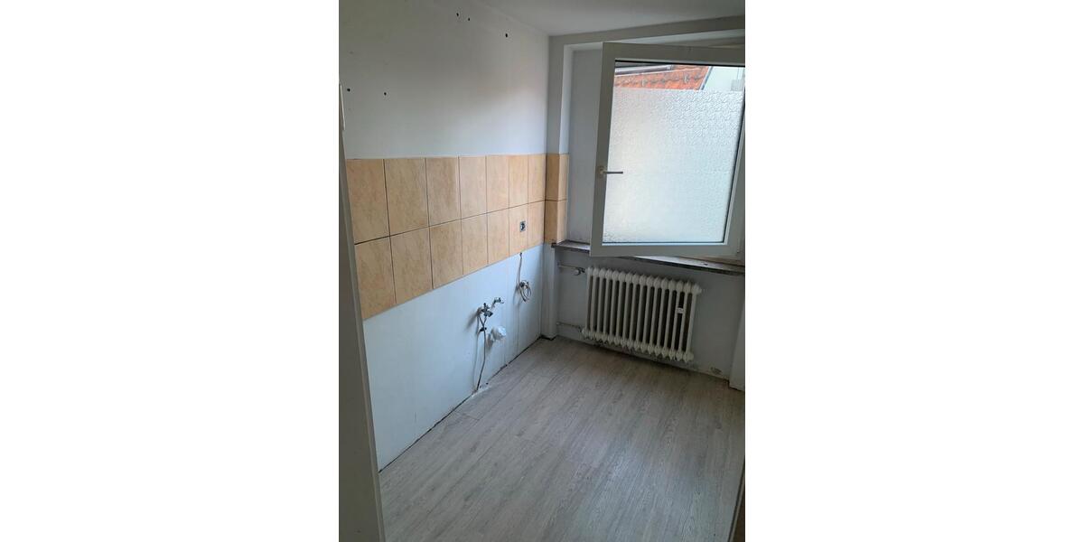 Etagenwohnung Pleidelsheim - 6 Zimmer, 110 m&sup2;, 1.690&euro; | Angebot:24839462