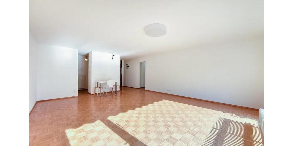 Etagenwohnung Leonberg - 3 Zimmer, 96 m&sup2;, 1.455&euro; | Angebot:27576617