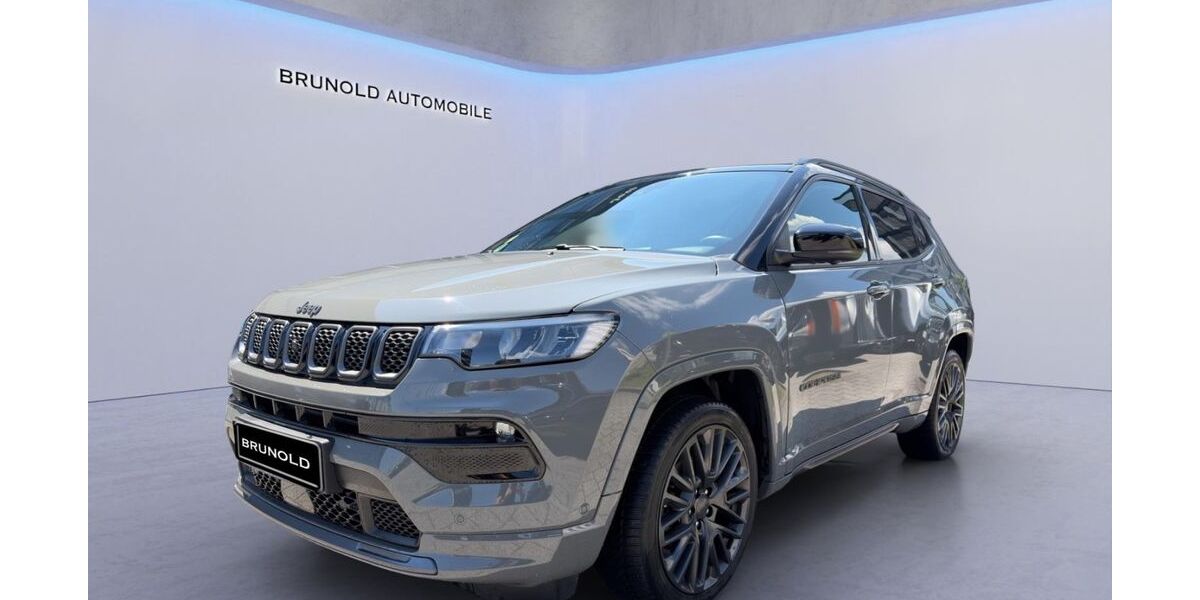 Jeep Compass 30.500 km 22.900 &euro; Stuttgart 70565