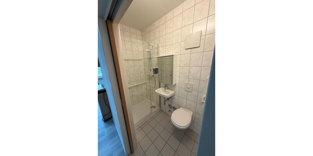 Dachgeschoßwohnung Allmersbach im Tal - 1 Zimmer, 23 m&sup2;, 360&euro; | Angebot:25902076