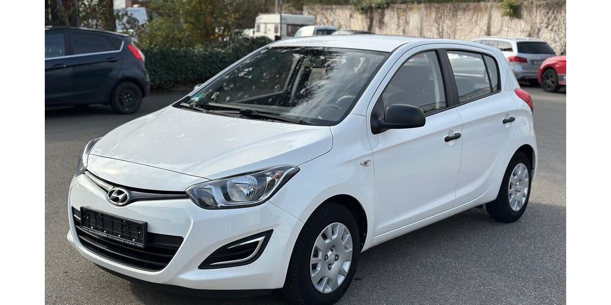 Hyundai i20 50.000 km 6.790 &euro; Möglingen 71696