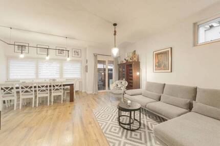 Haus Freiberg Beihingen - 9 Zimmer, 262 m&sup2;, 997.000&euro; | Angebot:25971802