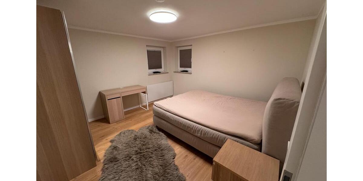 Etagenwohnung Stuttgart Zuffenhausen - 1.5 Zimmer, 30 m&sup2;, 990&euro; | Angebot:26003067