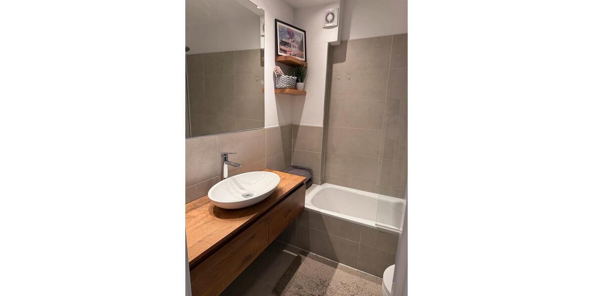 Etagenwohnung Stuttgart Luginsland - 2 Zimmer, 57 m&sup2;, 257.000&euro; | Angebot:27185821