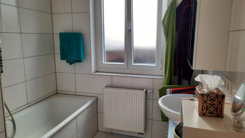 Hochparterre Stuttgart Stuttgart-Ost - 4 Zimmer, 74 m&sup2;, 1.175&euro; | Angebot:27570552