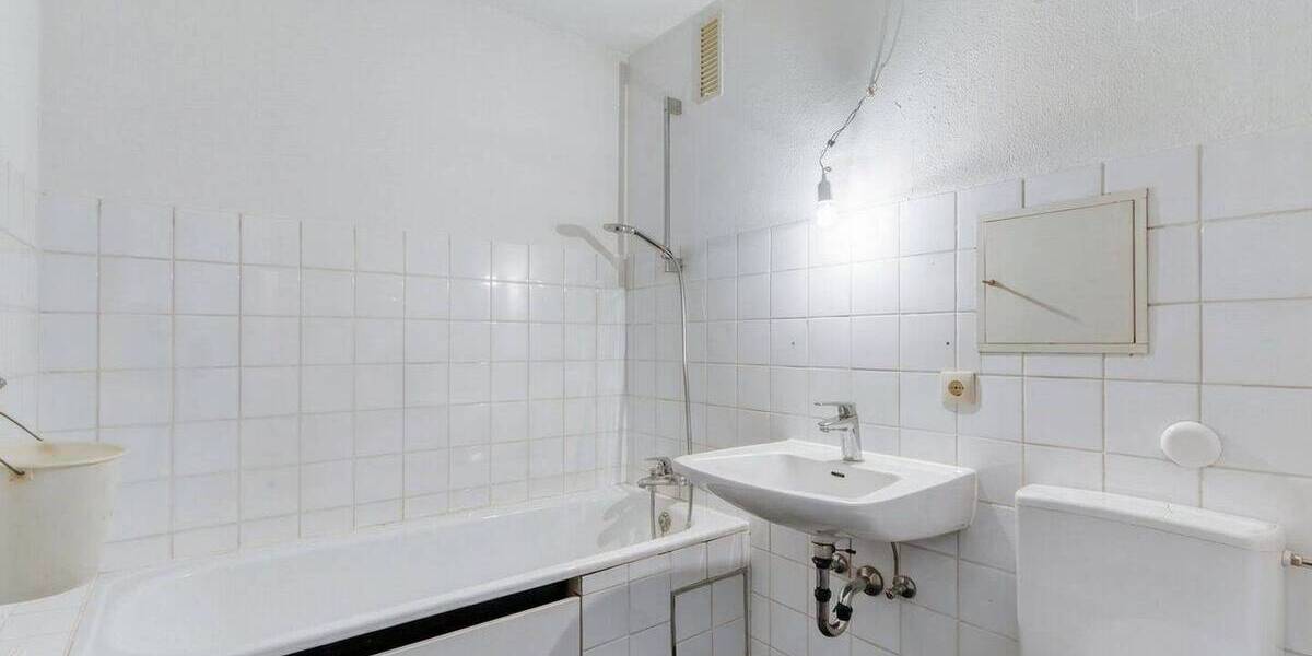 Etagenwohnung Stuttgart Freiberg - 2 Zimmer, 50 m&sup2;, 200.000&euro; | Angebot:25984311