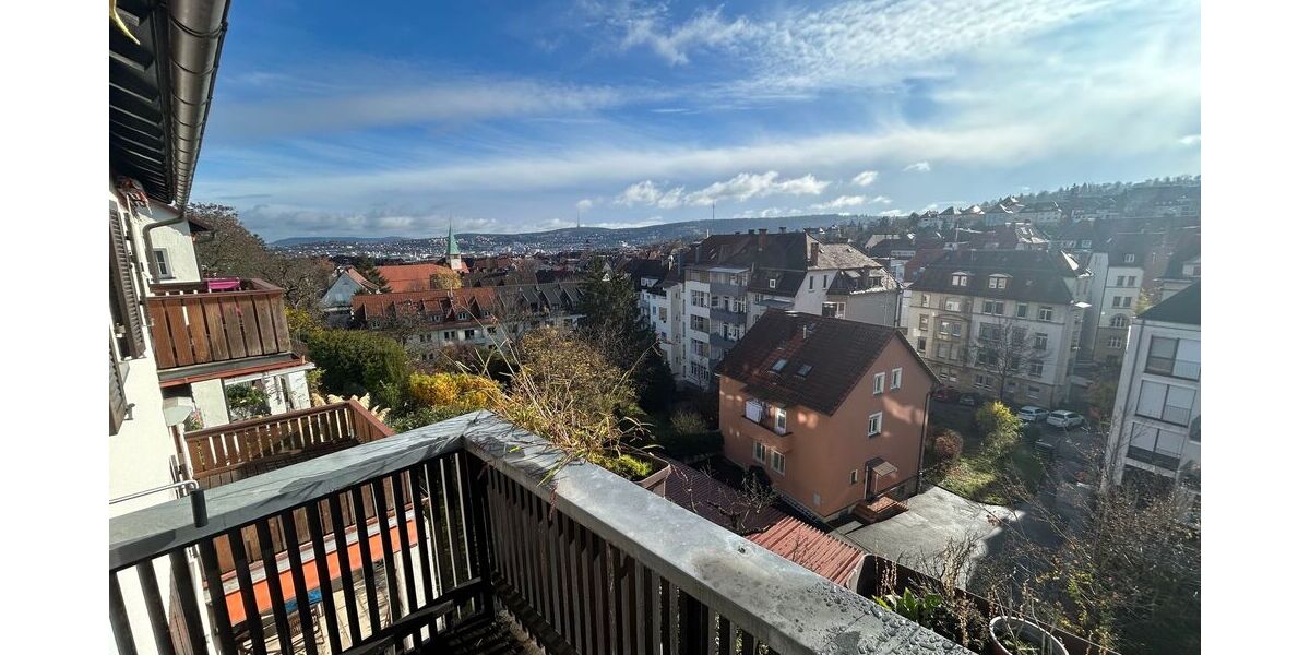 Zwei Zimmer mit Weitblick - Sanierte Wohnung im 1. OG und Balkon - Appartement Stuttgart Botnang | Angebot:26623450