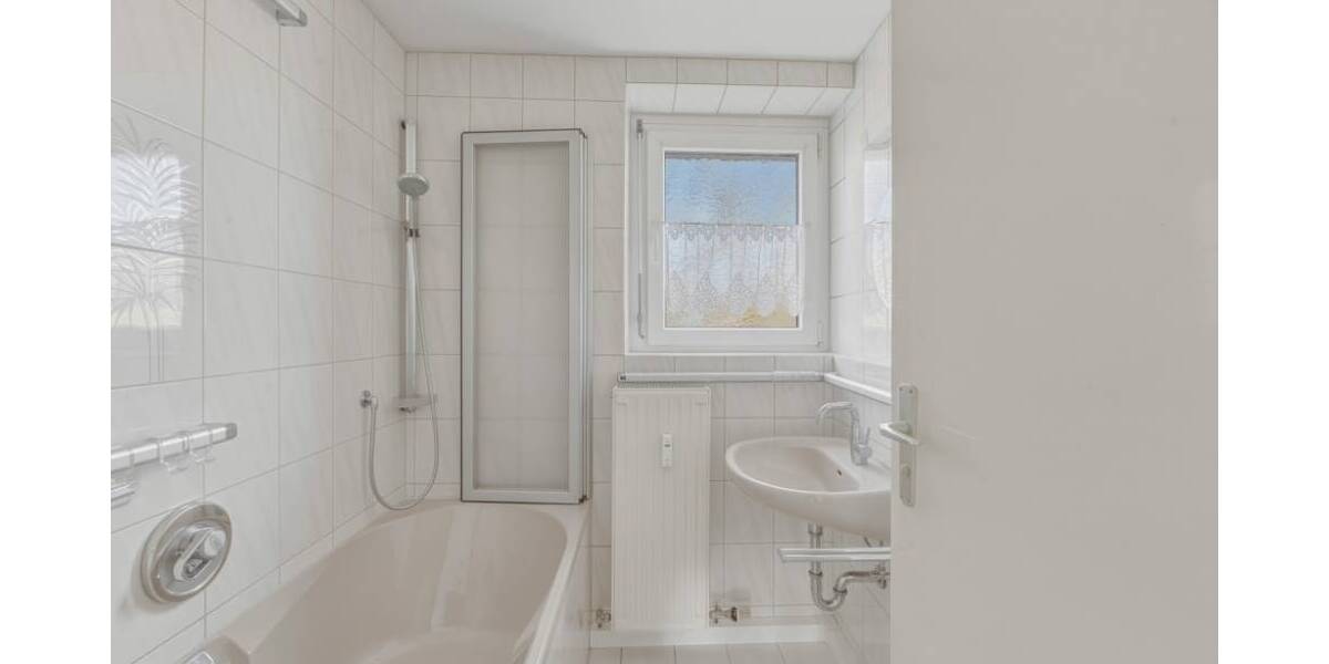 Etagenwohnung Stuttgart West - 3 Zimmer, 75 m&sup2;, 325.000&euro; | Angebot:25908911