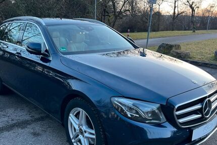 Mercedes-Benz E 220 233.357 km 18.499 &euro; Stuttgart 70469