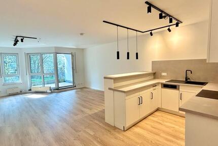 Wohnung Leonberg - 2 Zimmer, 65 m&sup2;, 1.070&euro; | Angebot:25872102