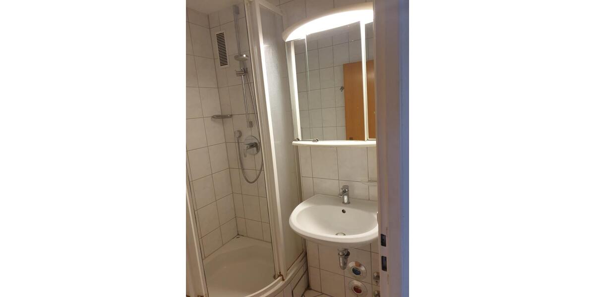 Etagenwohnung Sindelfingen Sindelfingen (Stadt) - 3 Zimmer, 74 m&sup2;, 1.300&euro; | Angebot:27541803
