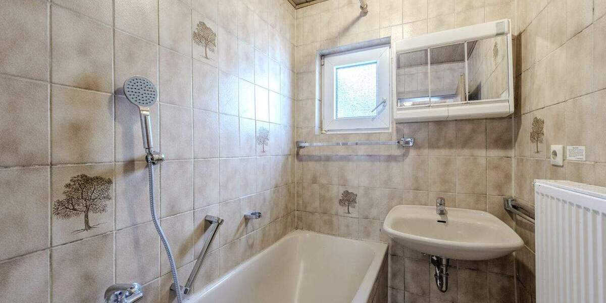 Einfamilienhaus Oberstenfeld - 5 Zimmer, 112 m&sup2;, 275.000&euro; | Angebot:25746118