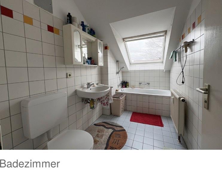 Dachgeschoßwohnung Ludwigsburg Oßweil - 3 Zimmer, 66 m&sup2;, 800&euro; | Angebot:27578356