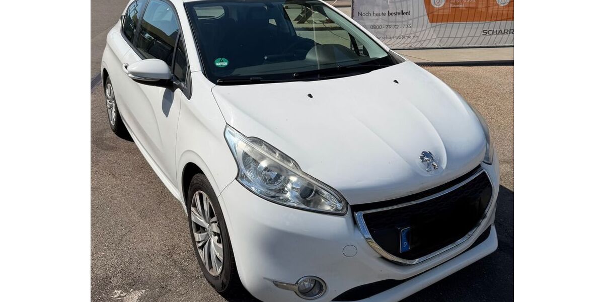 Peugeot 208 118.600 km 3.500 &euro; Bietigheim-Bissingen 74321