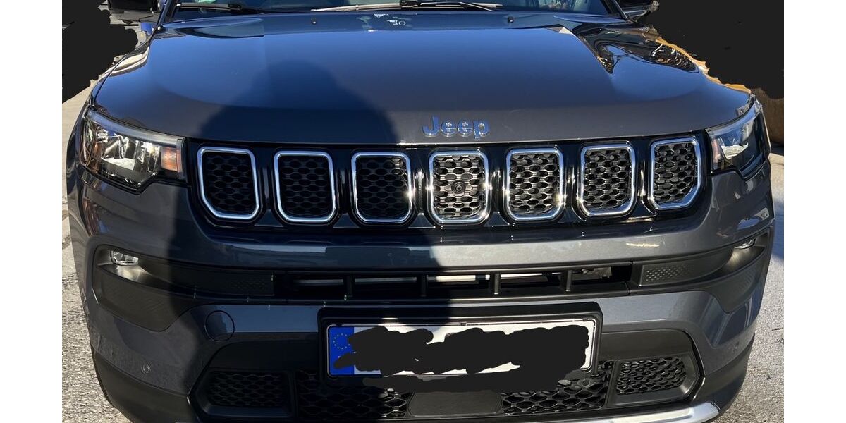 Jeep Compass 52.000 km 19.900 &euro; Filderstadt 70794