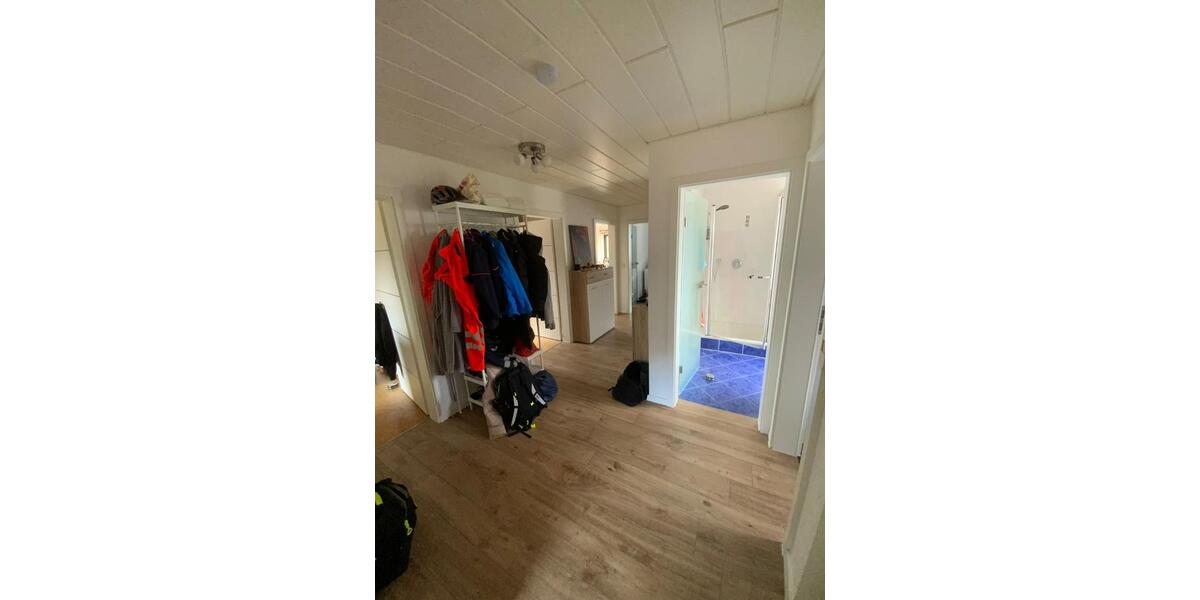 Dachgeschoßwohnung Sulzbach an der Murr - 3.5 Zimmer, 90 m&sup2;, 780&euro; | Angebot:24805980