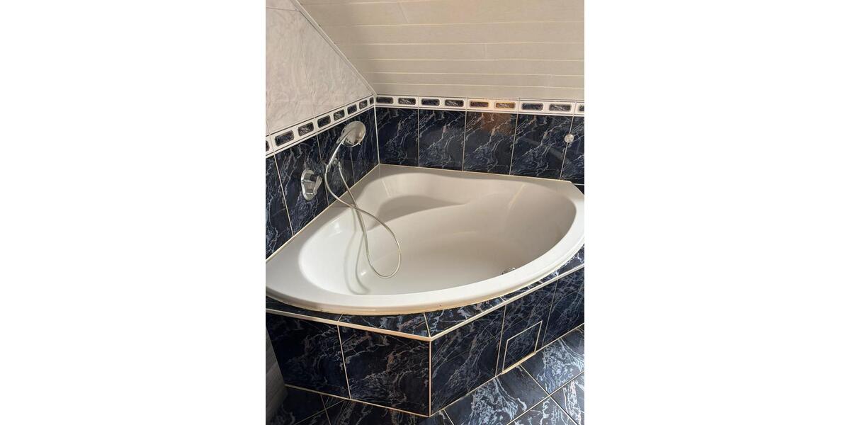 Doppelhaushälfte Bönnigheim - 4 Zimmer, 116 m&sup2;, 420.000&euro; | Angebot:27146214