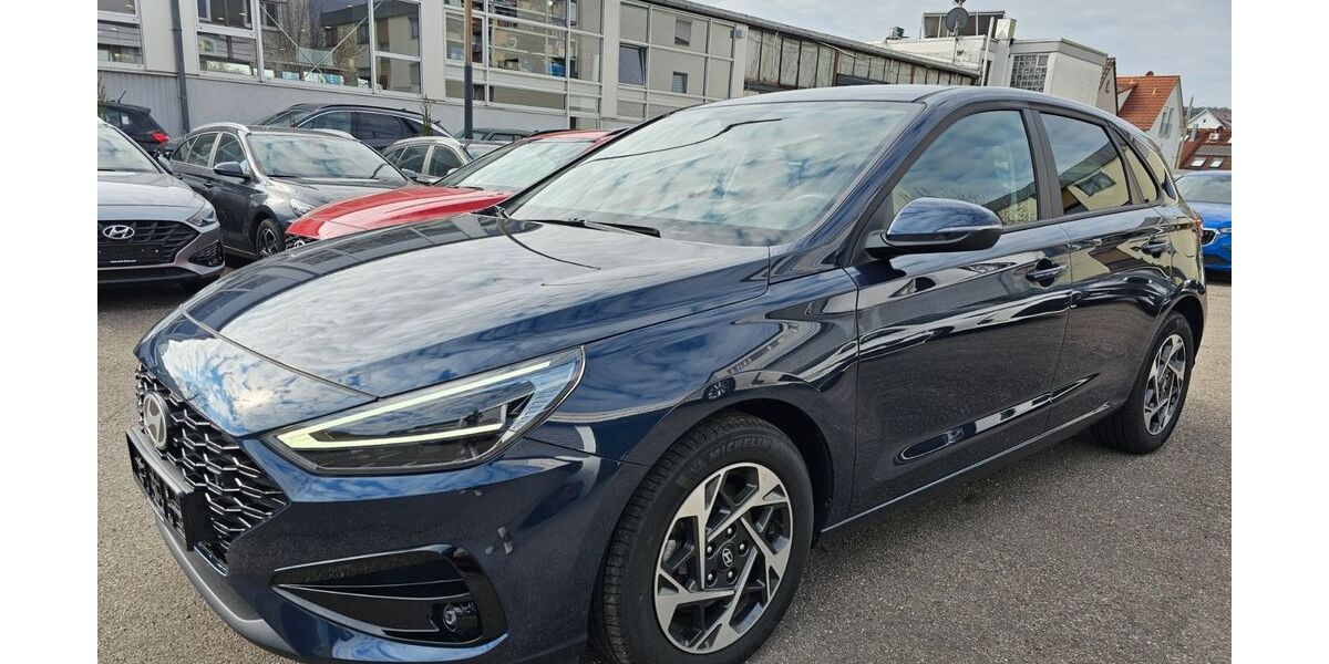 Hyundai i30 19.019 km 19.750 &euro; Leonberg 71229