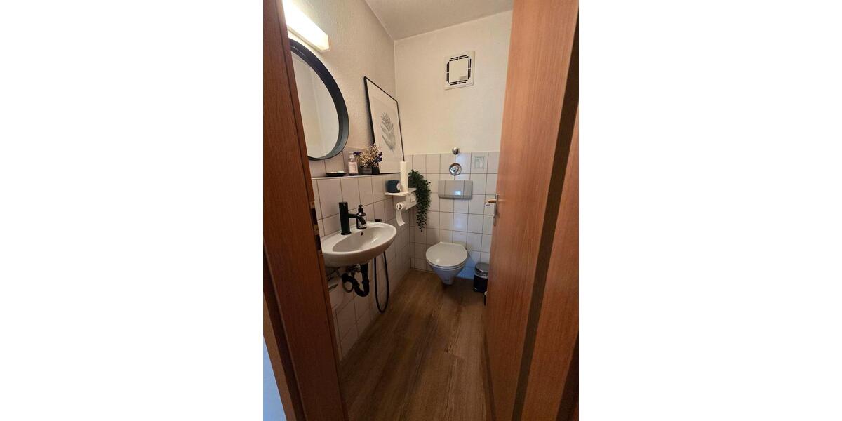 Erdgeschoßwohnung Stuttgart Vaihingen - 3 Zimmer, 80 m&sup2;, 1.700&euro; | Angebot:23909707