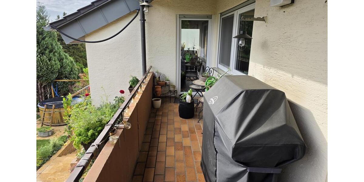 Etagenwohnung Freiberg am Neckar - 3.5 Zimmer, 105 m&sup2;, 1.200&euro; | Angebot:26462108
