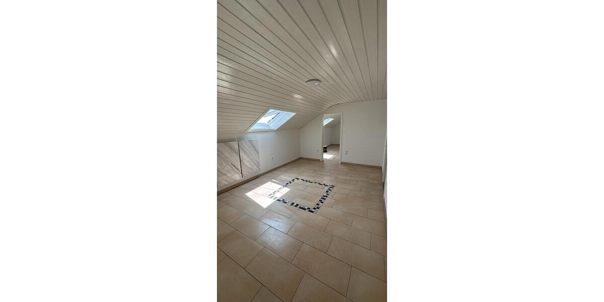 Dachgeschoßwohnung Marbach am Neckar - 3 Zimmer, 55 m&sup2;, 900&euro; | Angebot:27564784