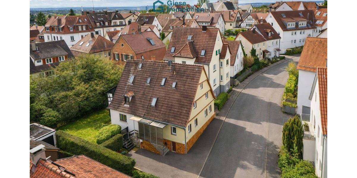 Doppelhaushälfte Stuttgart Degerloch - 6 Zimmer, 97 m&sup2;, 350.000&euro; | Angebot:26569595