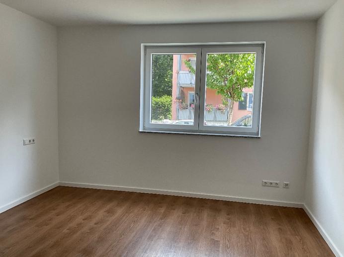 Erdgeschoßwohnung Esslingen am Neckar - 3 Zimmer, 73 m&sup2;, 1.072&euro; | Angebot:26366167