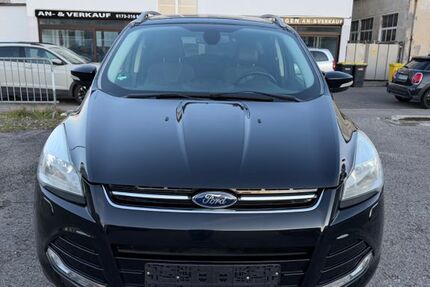 Ford Kuga 99.000 km 7.500 &euro; Fellbach 70736