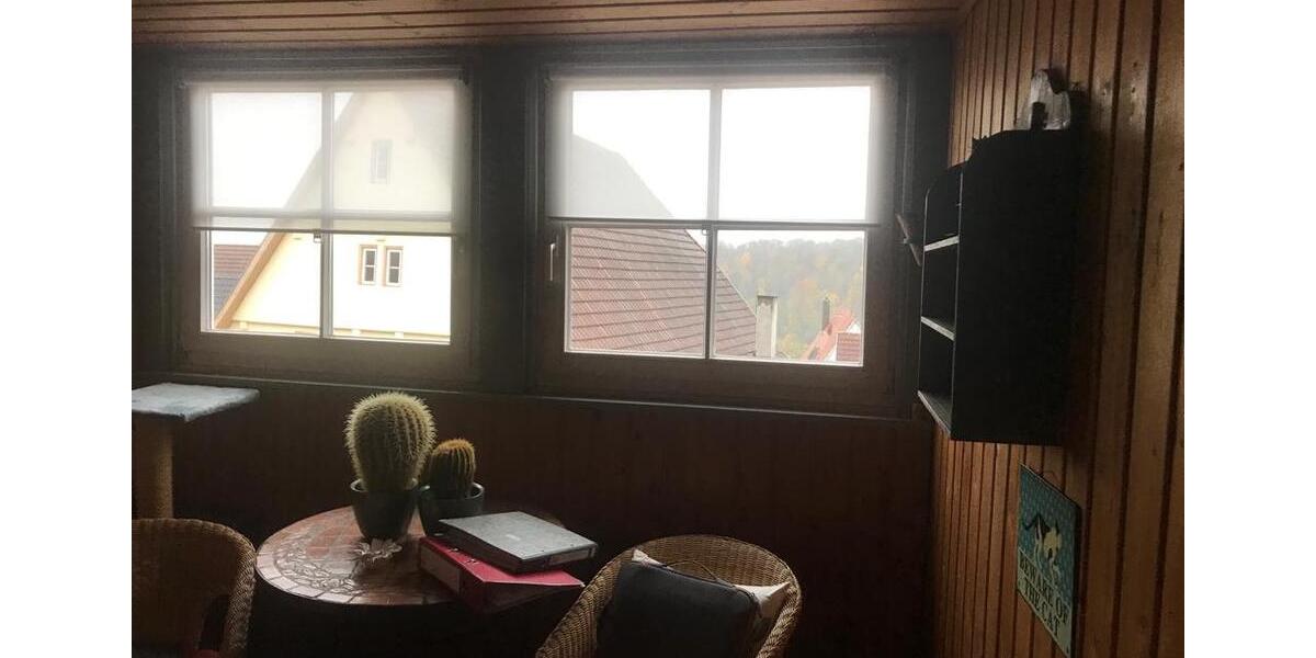 Dachgeschoßwohnung Ludwigsburg Hoheneck - 2.5 Zimmer, 70 m&sup2;, 289.000&euro; | Angebot:25606429