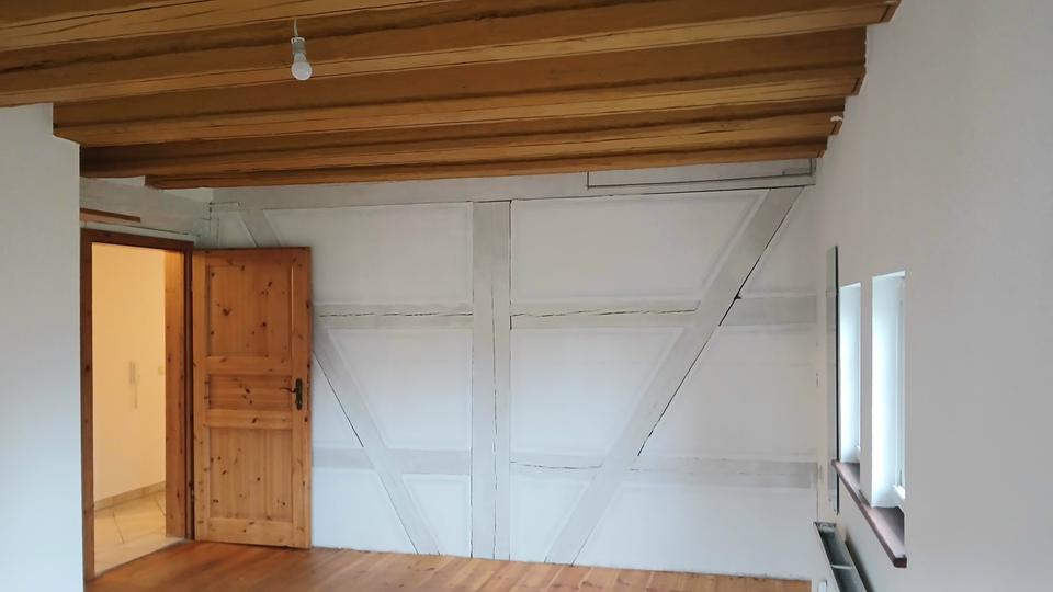 Etagenwohnung Weinstadt - 3.5 Zimmer, 100 m&sup2;, 1.200&euro; | Angebot:24780126