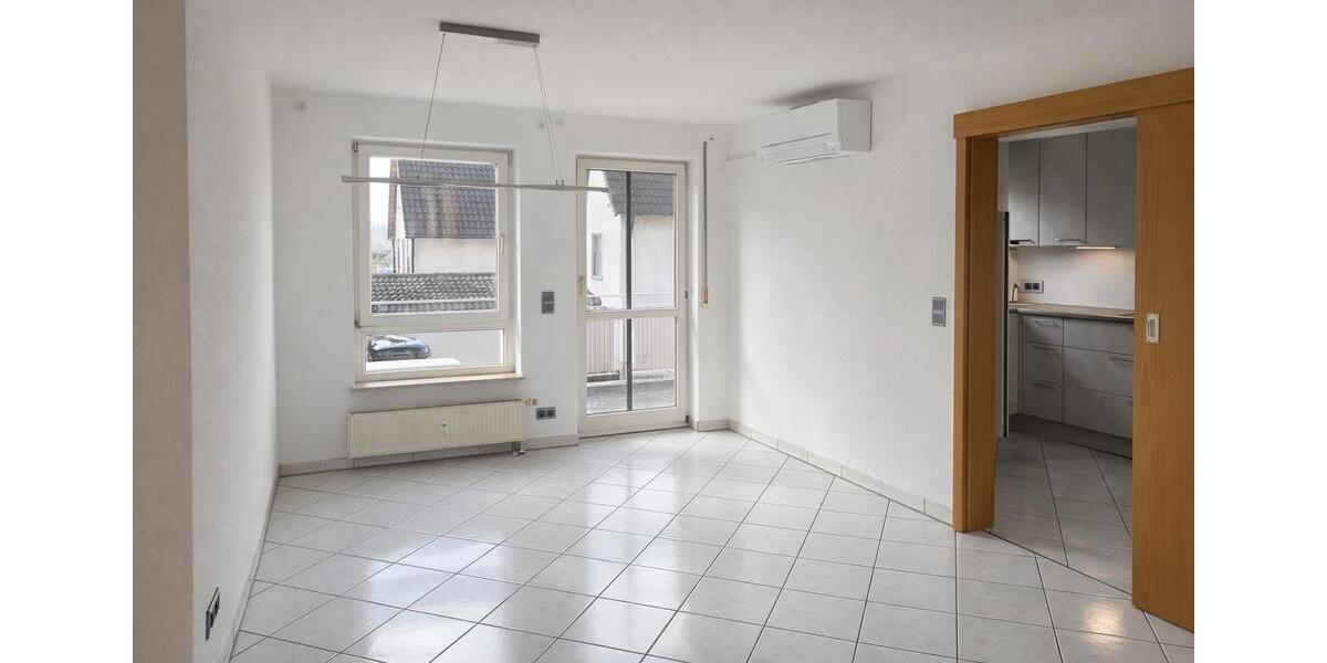 Etagenwohnung Mundelsheim - 3.5 Zimmer, 95 m&sup2;, 1.230&euro; | Angebot:25990848