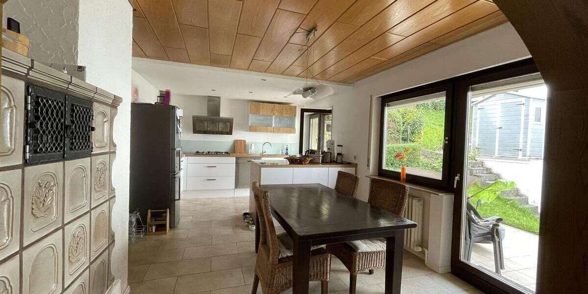 Einfamilienhaus Freiberg am Neckar - 8 Zimmer, 188 m&sup2;, 549.000&euro; | Angebot:26565117