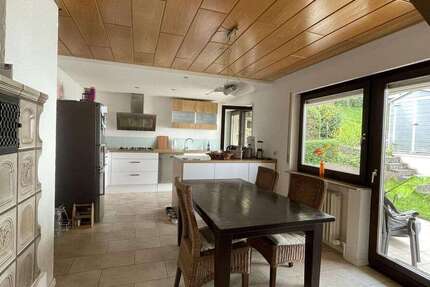 Haus Freiberg am Neckar - 8 Zimmer, 188 m&sup2;, 549.000&euro; | Angebot:26565117
