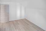 Hochwertig sanierte 2-Zimmer-Dachgeschosswohnung mit Balkon - 2- Esslingen am Neckar Oberesslingen | Angebot:27517943