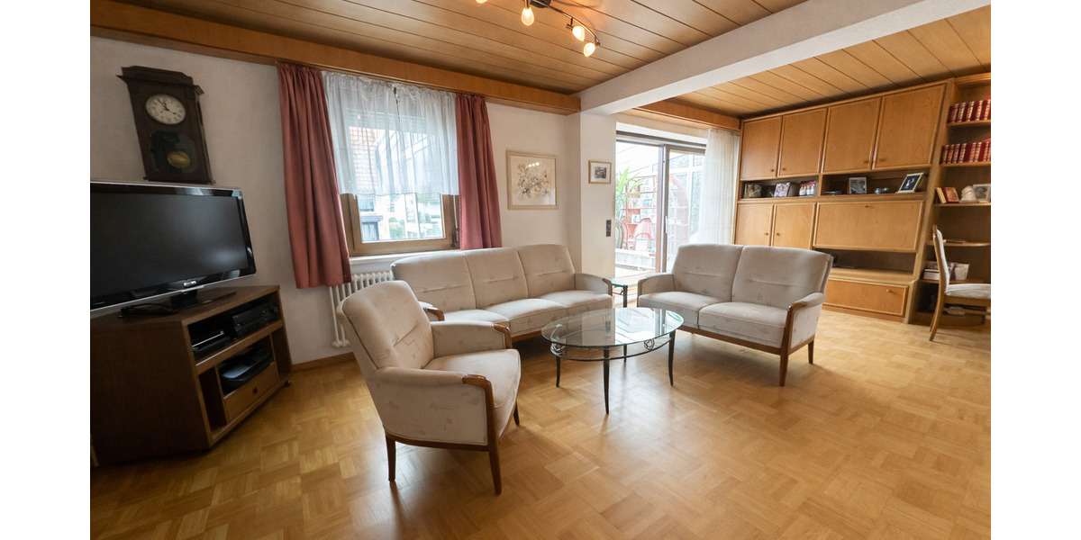 Mehrfamilienhaus, Wohnhaus Leinfelden-Echterdingen Echterdingen - 7 Zimmer, 179 m&sup2;, 695.000&euro; | Angebot:25970659