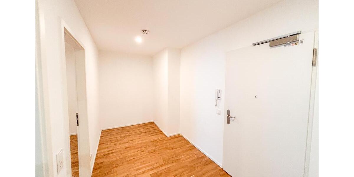 Etagenwohnung Stuttgart - 2 Zimmer, 73 m&sup2;, 1.405&euro; | Angebot:24794400