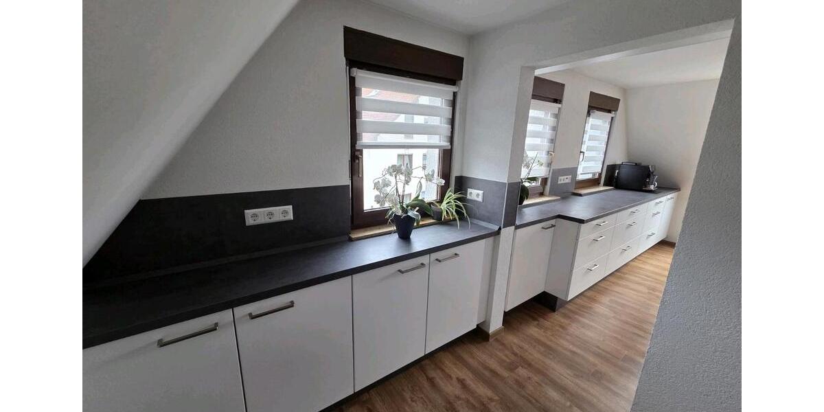 Dachgeschoßwohnung Auenwald - 6.5 Zimmer, 112 m&sup2;, 1.400&euro; | Angebot:25905253