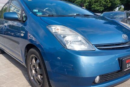 Toyota Prius 233.836 km 2.999 &euro; Fellbach 70736