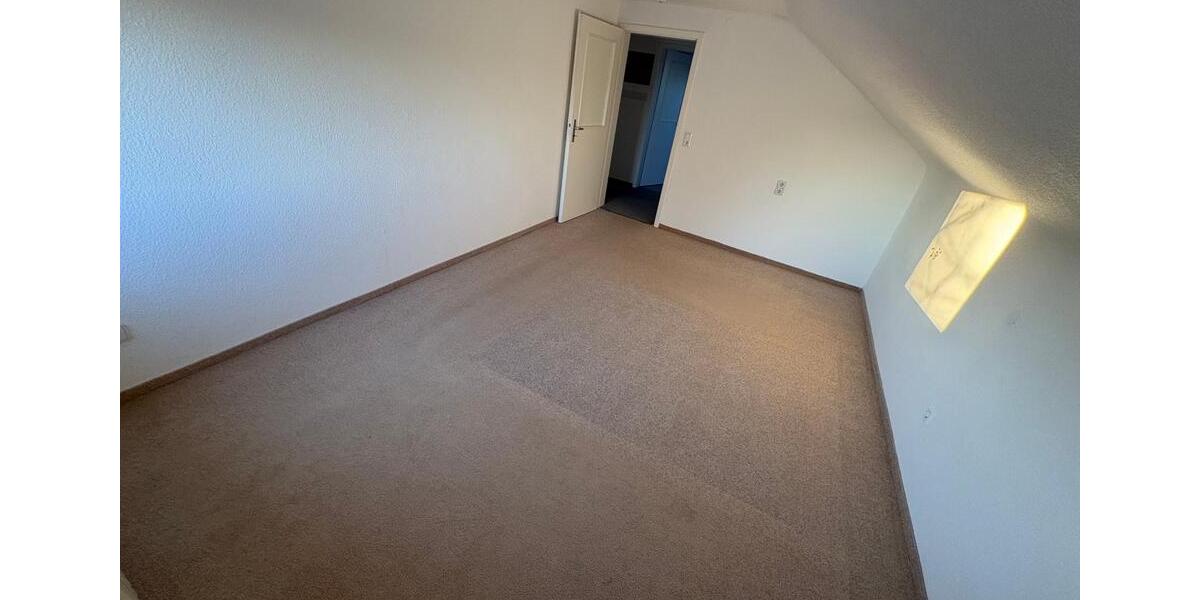 Etagenwohnung Heilbronn Böckingen - 6 Zimmer, 127 m&sup2;, 1.325&euro; | Angebot:25638392