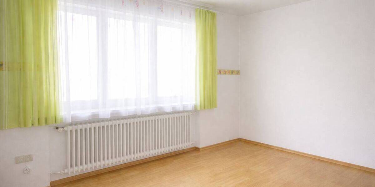 Etagenwohnung Stuttgart Ost - 4 Zimmer, 106 m&sup2;, 399.000&euro; | Angebot:25928474