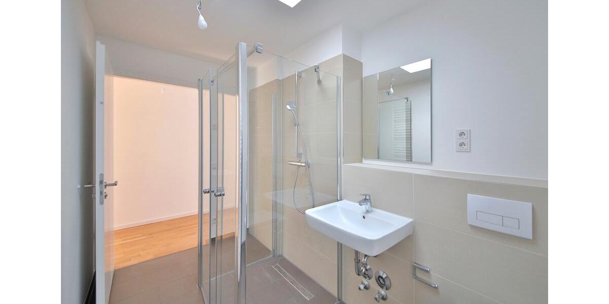 Etagenwohnung Böblingen - 4 Zimmer, 154 m&sup2;, 2.711&euro; | Angebot:25783085