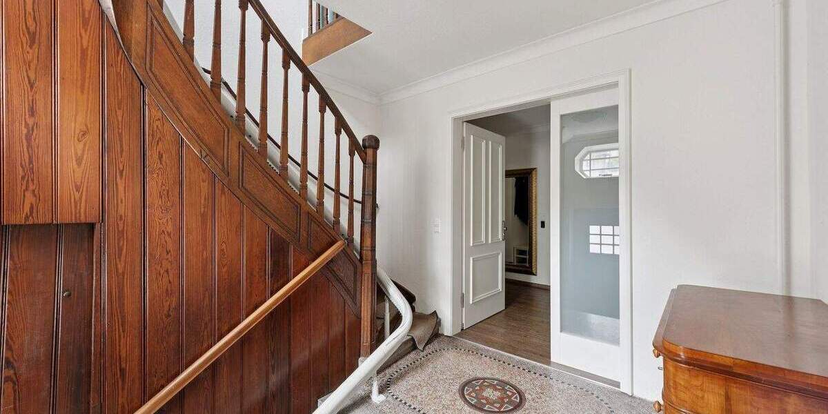 Mehrfamilienhaus, Wohnhaus Oberstenfeld - 8 Zimmer, 210 m&sup2;, 439.000&euro; | Angebot:25746108