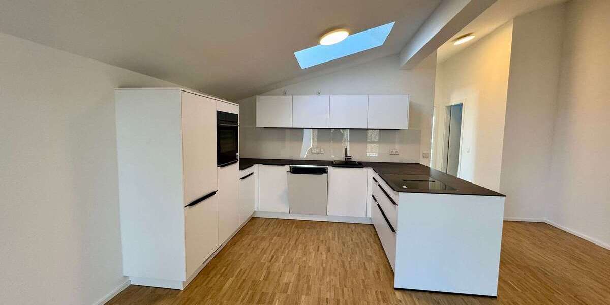 Etagenwohnung Remseck am Neckar - 3 Zimmer, 90 m&sup2;, 1.660&euro; | Angebot:25977062