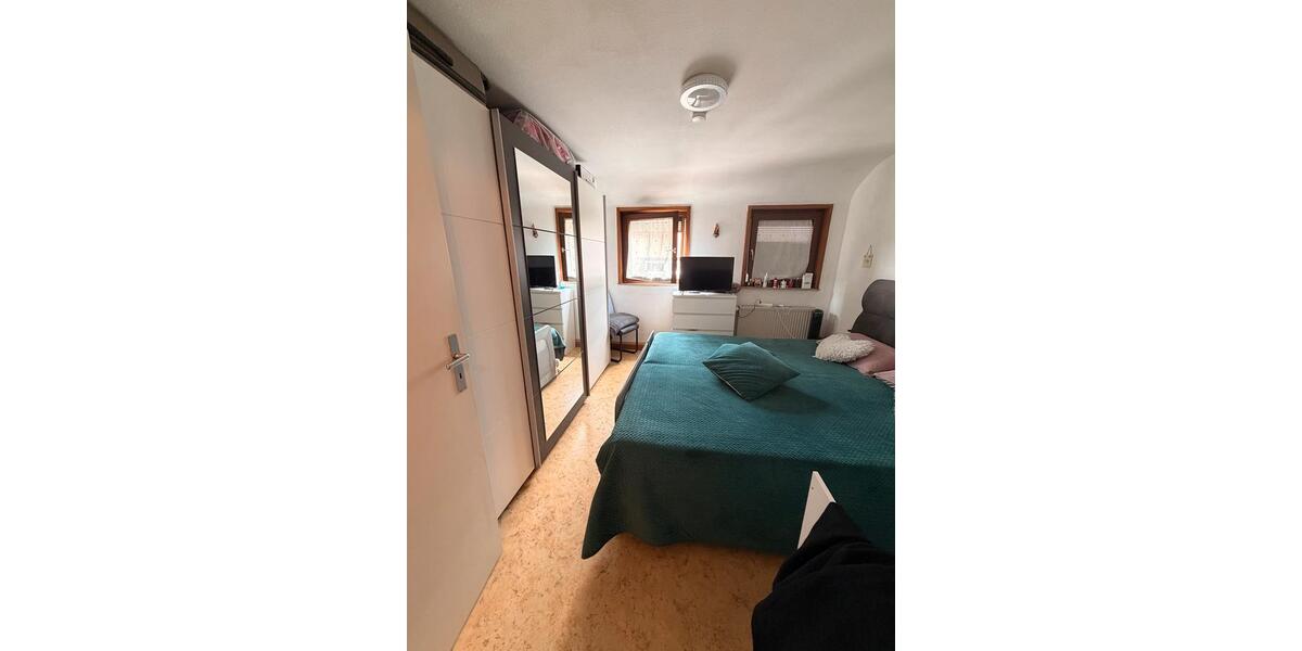 Dachgeschoßwohnung Stuttgart Birkach - 3 Zimmer, 60 m&sup2;, 900&euro; | Angebot:25986896