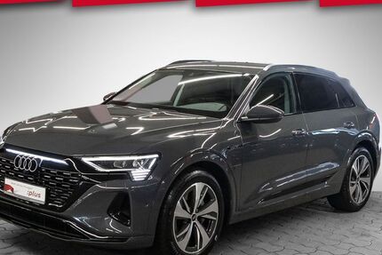 Audi Q8 e-tron 30.636 km 42.350 &euro; Stuttgart 70563