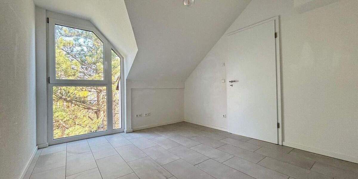 Etagenwohnung Friolzheim - 3 Zimmer, 90 m&sup2;, 1.150&euro; | Angebot:25707608