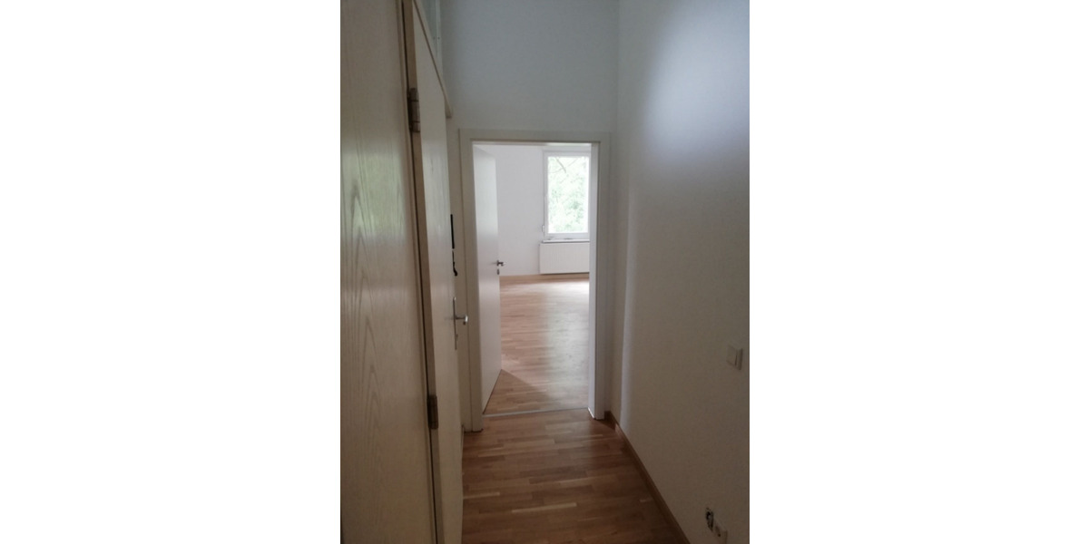 Etagenwohnung Stuttgart Bad Cannstatt - 3 Zimmer, 62 m&sup2;, 1.250&euro; | Angebot:25219365