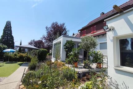 Haus Winnenden - 7 Zimmer, 218 m&sup2;, 820.000&euro; | Angebot:27244507