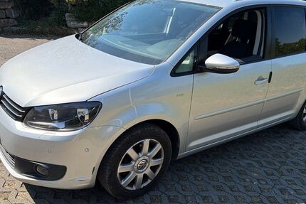 VW Touran 177.000 km 7.999 &euro; Stuttgart 70437